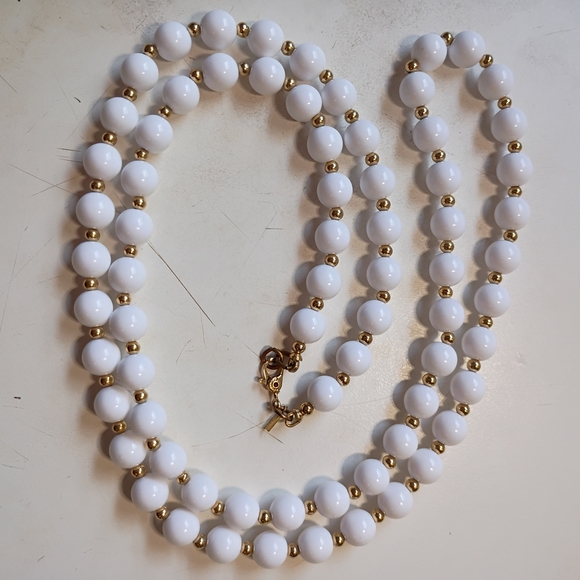 Monet Jewelry - 80s Signed Monet White and Gold Beaded Necklace